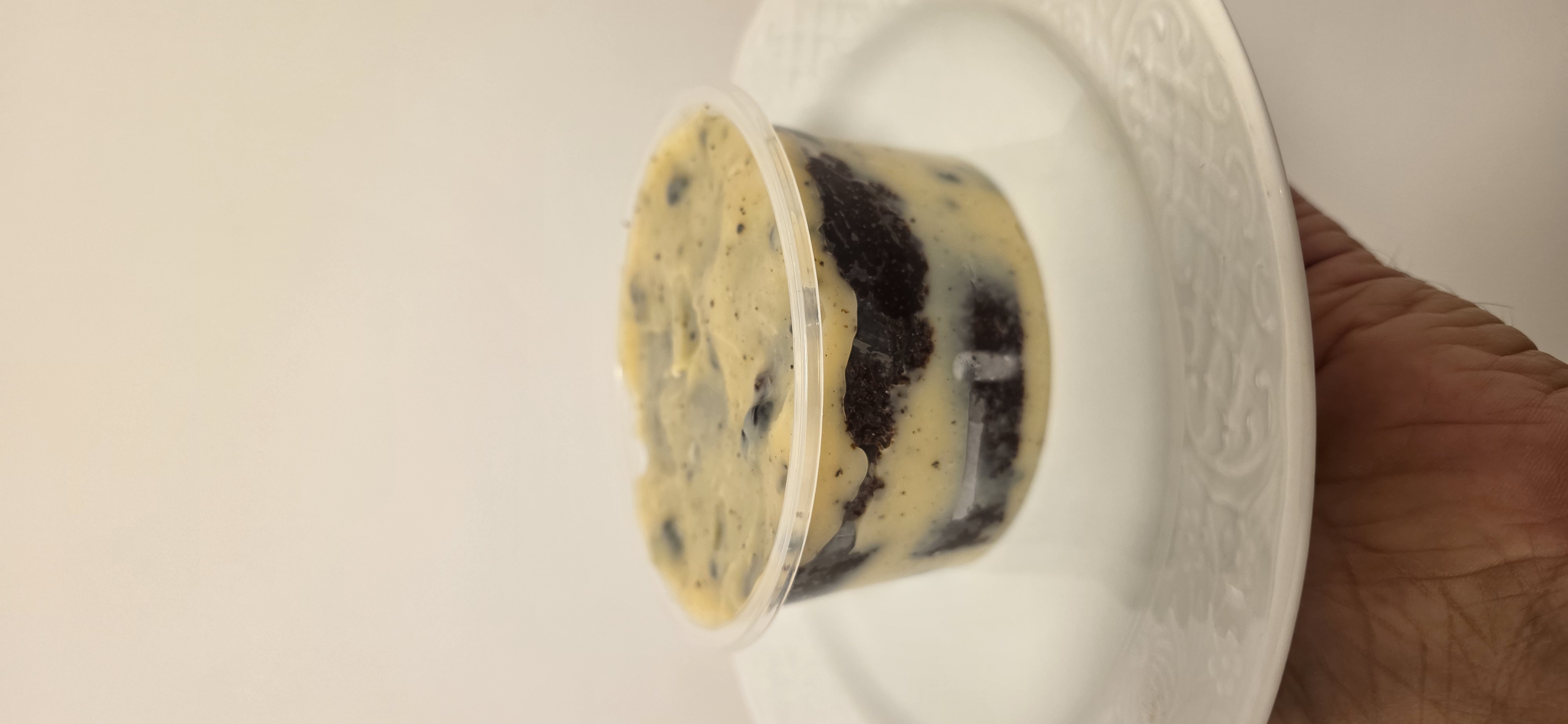 Bolo Molhadão c/ Brig. Branco + Oreo no Pote