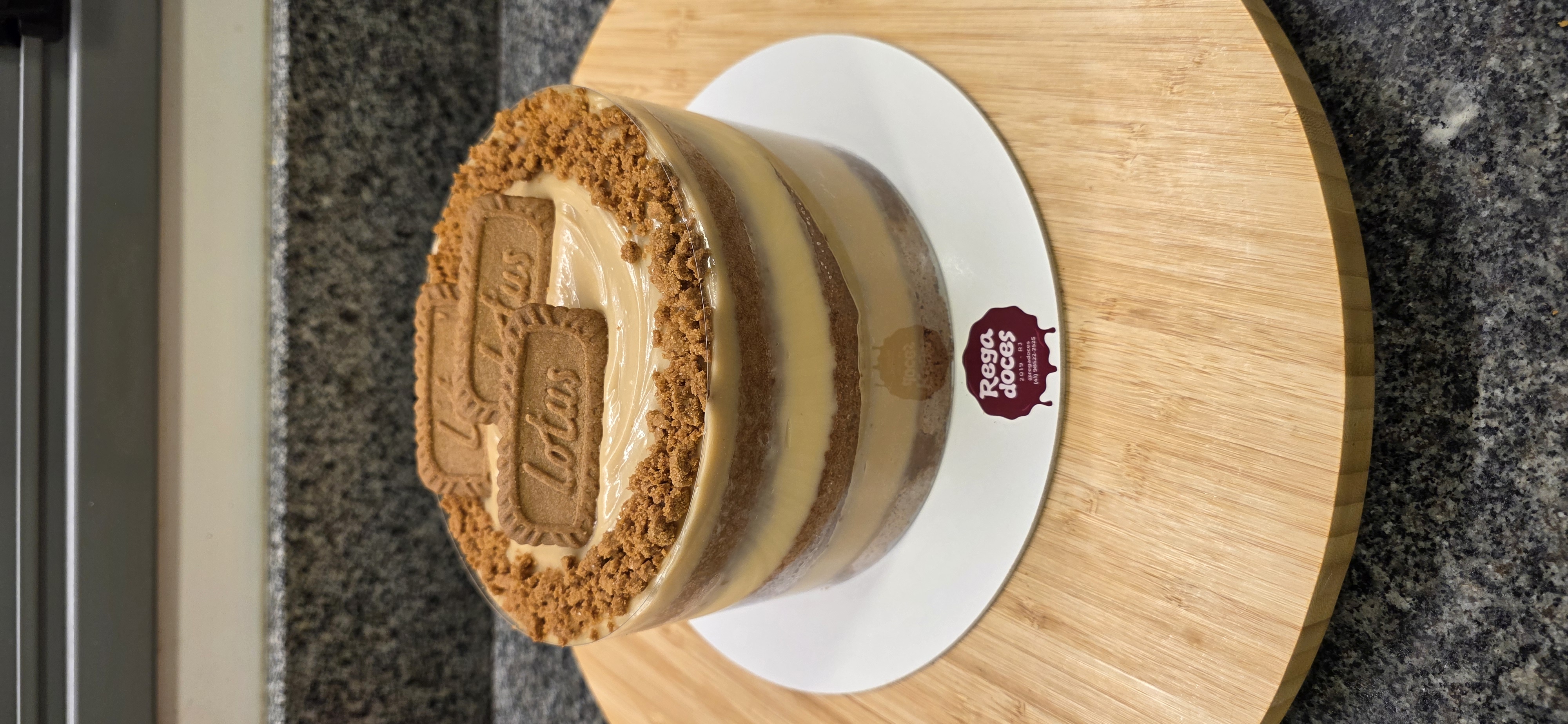 RegaNaked Cake Biscoff 15cm