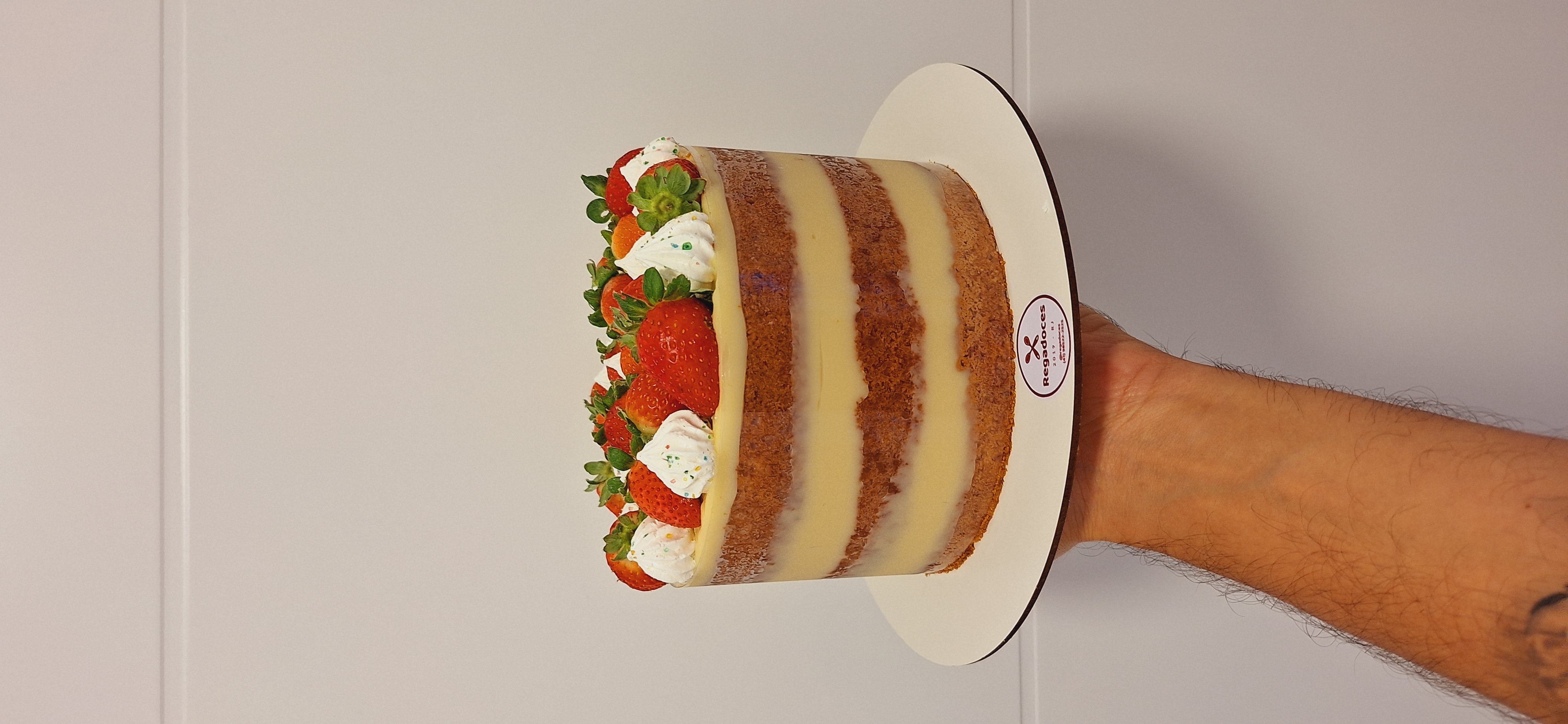 RegaNaked Cake Morango 17cm